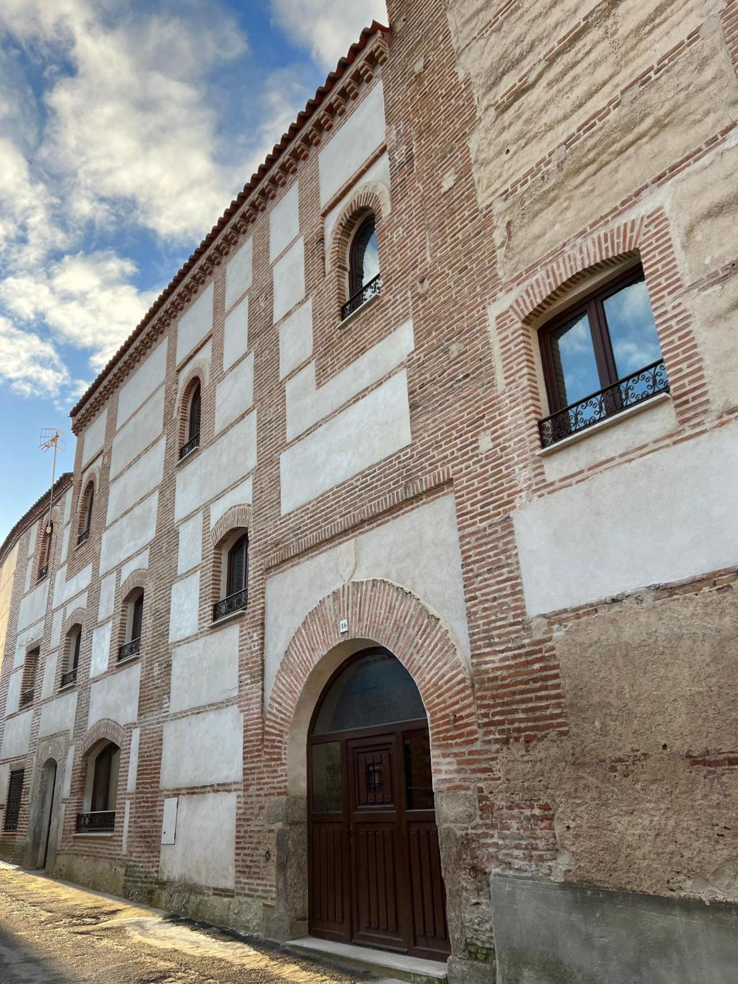 Casa Rural El Torreon Fontiveros 外观 照片